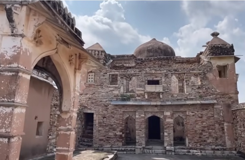 Kumbhalgarh Fort Hindi