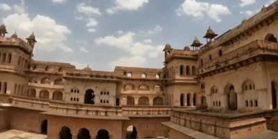 Orchha Kila Hindi