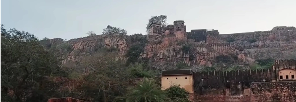 Ranthambore Fort Hindi